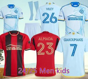 Slisz 24 25 mlsesアトランタユナイテッドサッカージャージーgiakoumakis 2024 2025ワイリーアルマダレノンマンプレーヤーバージョンユナイテッドホーム