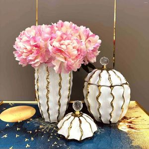 Storage Bottles Ceramic Vase Gold-plated Striped Jars Universal Tank With Lid Candy Food Can Home Decor