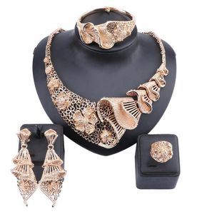 Nigeria Retro Flower Crystal Necklace Bracelet Memorial Day Party Elegant Women Earrings Ring Classic Jewelry Sets4661553