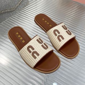 MU Weave Slippers Women Designer Casual shoes Summer Moccasins Slippers Leather Luxury designer Beach sandals fashion soft flats Outdoor slippers