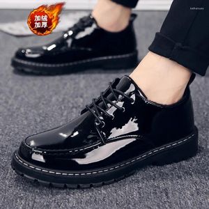 Casual Shoes Leather Men 2024 Autumn Mens Student Trend Small For Noble and Elegant Red Man