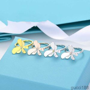 Tiffanyring Butterfly Ring Design Ideal Par Holiday Present Personlig stil utformad från rostfritt Tiffanyjewelry 5Aio 5Aio 5Aio