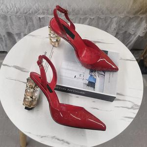 Designer Diamond Block Heels Letter Heels 11cm med röda klackar nya lyxläder mode sandaler läder pump damer bröllopsklänning skor med låda stor storlek43