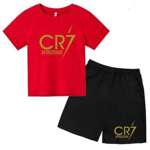 Kläder set cr7 pojkar och flickor sommarkläder set childrens t-shirt+shorts 2-stycke set sunshine charmig mode utomhus träning sportl2405