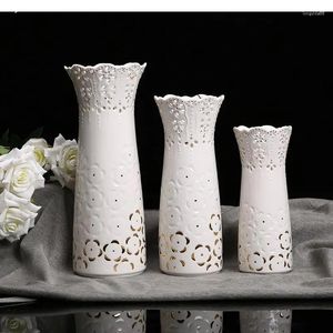 Vasos vaso de cerâmica branca Creative Hollow Crafts Living Living Flowers Flower Flower Accessories Art Home Decoration Modern