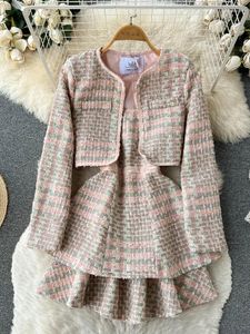 Vestidos de trabalho outono inverno doce doce meninas xadrez tweed de 2 peças mulheres arco casaco curto casaco de lã de lã espaguete de pulverização mini roupas de vestido