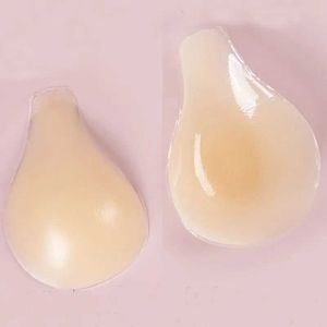 Breast Pad Reusable invisible spoon shaped breast patch sticker petal self-adhesive silicone bra Q240509