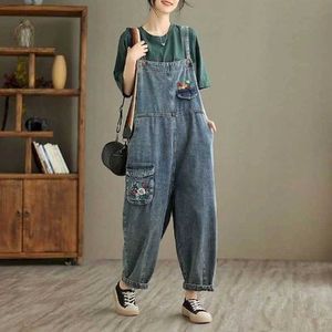 Jumpsuits für Frauen Rolmers Jeans Jungen für Frauen Stickerei Design koreanischer Stil lose Laternenhosen ein Stück Outfit Frauen Overall für Frauen Spieleranzuiten Y240510