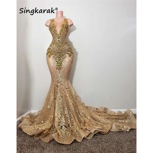 Altın Elmaslar Uzun Balo Elbiseleri 2024 Işıltılı Boncuklar Rhinestone Kristal Sequins Doğum Günü Elbise Özel Resepsiyon Robe