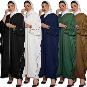 Abbigliamento etnico Ramadan Contrasto decorativo musulmano Kimono Abaya Dubai Trkiye Arabo islamico Jalabiya abito da donna da donna Musulmane Kaftans T240510