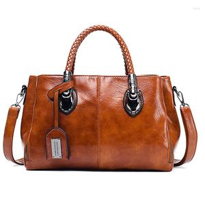 Kvällspåsar Vintage Oil Wax Leather Luxury Handväskor Kvinnor Designer Crossbody Axel för 2024 Bag SAC A Main Bolsa Feminina