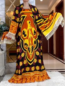 Etniska kläder Ny sommaren eid abaya med stor halsduk afrikanska kvinnor kort slve dashiki tryckt blommig lös maxi islam casual bomullsklänning t240510
