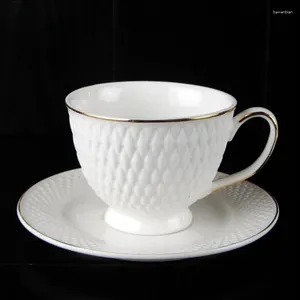 Tassen Top Grade Tea Tasse Britische Königskeramik mit diamantförmiger hochwertiger Keramikkaffee Set mit goldenem diamantförmigen Keramik gestrichen