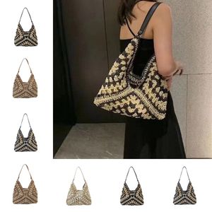 2024 Designer Bag Beach Bags Luxury straw bag Fashion Womens Shoulder Bag Beige Personality Straw Women Totes Handbags hot Khaki