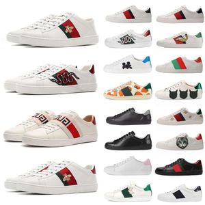 Högkvalitativ designer casual skor män kvinnor tecknade filmer casual sko Italien bee ess äkta läder orm broderi ränder klassiska män kvinnor sport sneakers 35-46