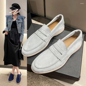 Sapatos casuais Mulheres mocassins Slip Slip On Woman Designer THE FLAT British Style Retro Breathable Mula confortável 2024