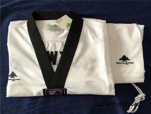 Nuovo albero di pino traspirante arrivato Sang Moo Sa Taekwondo Doboks Luce di buona qualità Le uniformi taekwondo per usi estivi 160cm1905844901