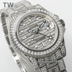 TW Watch har en diameter på 40 mm med en 2824 rörelse Sapphire Glass Mirror 904L rostfritt stål rem 5 mm justerbart kedjeförlängningssystem