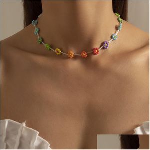 Chokers Simple Color Gradient Rice Bead Daisy Necklace Holiday Style Woven Collarbone Drop Delivery Jewelry Necklaces Pendants Dhsg5