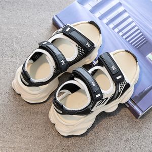 Kids Sandals 다재다능한 청소년 운동화 해변 신발 쓰러지는 신발 미끄러짐 통기성 캐주얼 클래식 여름 어린이 신발 소년 소녀 야외 캐주얼 어린이 신발