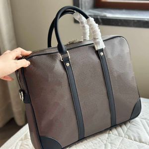 Spiegelqualität Frauen Männer Aktentasche Designer -Taschen Luxurys Style Handtasche Klassiker Hobo Modetasche Brieftaschen Laptop Tasche Business Aktentasche 240515