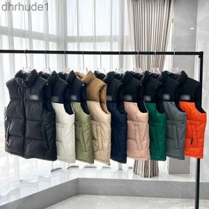 고품질 1996US 디자이너 Topthe North Jacket Mens Women Vest Down Sleeveless Peffer Autumn Winter Comouflage Face Montage A066 Kzyv