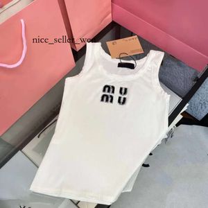 mui mui shirt miv miv shirt Mui Mui Top Woman Designer Vests Tshirts Miui Shirt Summer Womens T Shirt Tanks Diamond Embroidery T-shirts Printed Tees Tops Shirts 102