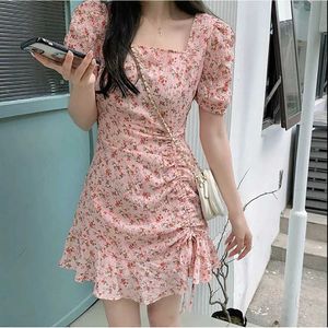 Temel gündelik elbiseler yaz kadın moda kare yaka puf kolları çiçek baskı elbise Korean nazik fit a-line vesidosl2405