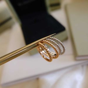 Exklusiver Ring für Paare Nicht-Defrmation High Pearl Womens 18K Roségold runde Perle mit gemeinsamem Vanly
