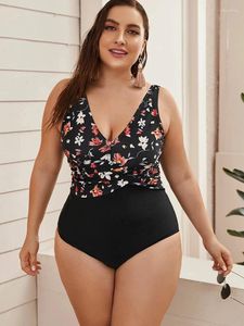 Swimwear femminile 2024 Stampa floreale sexy Plussure Donne One Piece Swimsuit Female Bareding Abbigliamento da spiaggia grande 4xl