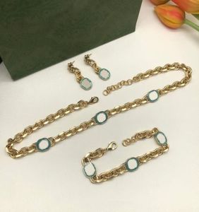 Designers de luxo Colares de corrente grossa Bracelets de moda de moda Brincos de moda de festas de festas de festa de alta qualidade com box6778655
