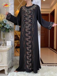 ABBIGLIAMI ETNICI ABAYA MUSLIM MASSI LUGHNO SLEDRESSSO CON CAP DONNE Diamond Arabo Dubai Abbigliamento islamico autunno Nuovo Turchia casual sciolta Kimono T240510