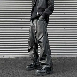Męskie spodnie męskie jesienne amerykańskie y2k plisowane skórzane spodnie PU Nowe podstawowe swobodne luźne wygodne rowerowe mody uliczne męskie piepki nogi 2405