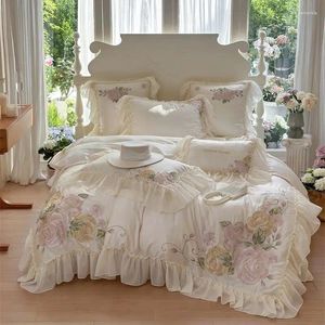 Bedding Sets Flowers Borderyer Lace Ruffles French Princess Wedding Set