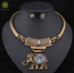 Винтажные ювелирные наборы утверждают красочные ожерелья для слонов смолы.