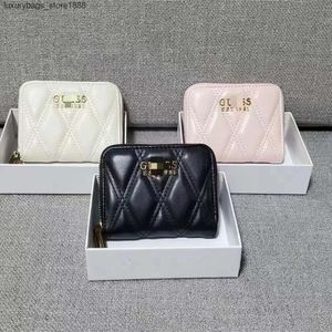75% Discount High Quality Wholesale Guesse Home Solid Color Gswallet Card Bag Minimalist Rivet Short Handheld Wallet Zero Wallet Womens Bag