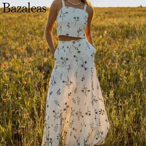 Arbetsklänningar 2024 Elegant kvinnors broderi Flower Linen White Summer Dress Boho Set Crop Top maxi kjol uppsättningar fest