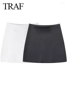 Saias de moda feminina primavera esbelta cinza branca alta cintura elástica mini fêmea casual curta 2 cor