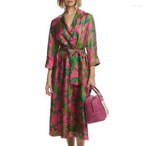 Lässige Kleider CHCH 2024 Frauen elegante Kleiderparty Langarmed Single Row Schnalle Schnürung Design Weiblich