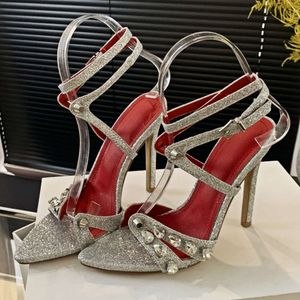 Rivetti sexy con tacco alto con tacco alto pompe da donna designer tacco sandali femminile scintillio abbigliamento da festa di strass per feste