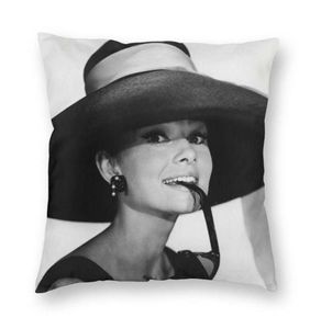 Cushiondecorative Dillow Cool Audrey Hepburn Case Home Decorative 3D Двух боковой подушки для гостиной 7348183