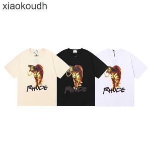 RHUDE High End Designer T Shirts For Small Fashion Angeles Tiger Print Kort ärm T-shirt Fashion Mens and Womens Undercoat T-shirt med 1: 1 Original etiketter