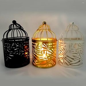 Titulares de vela Creative European Handmade Bird Cage Light Luxury Material Material Candlero Decoração