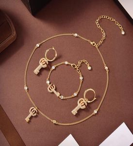 Moda Gold Lock Pingente Colares Bijoux for Lady Womens Party Wedding Wedding Jewelry With Box NRJ2176284