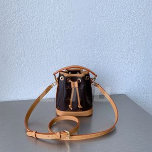 Kvinna Tygväska Designer Handväska Högkvalitativ nano noe hinkväskor lyxiga crossbody väskor axelpåsar axelband justerbar