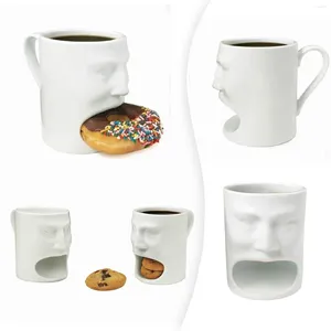Tassen lustige Kaffeetasse mit Kekshalter Keramik Tee Milch Tasse Frühstück Trinken Wasserwater weiß jung und hungrig