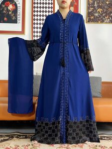 Etniska kläder Senaste kvinnor Eleganta klänningar Dubai Party Outfits Long Slve Chiffon Dashiki Muslim Women Robe Open African Abaya Clothing T240510