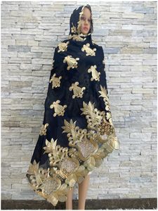 エスニック服2023Muslimファッション女性ヘッドスカーフトルコドバイアラビア語インドアフリカのスカーフ刺繍ショール用ビッグコットンスカーフT240510