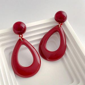 Brincos dangledings clássicos de resina de resina Long para mulheres temperamentos acessórios ouvidos de joalheria de moda para festas de festas e095