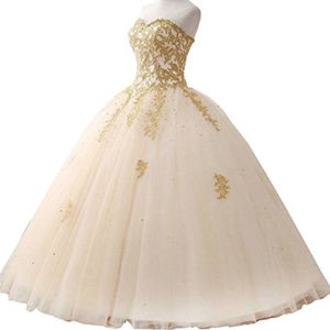 2018 New Gold Appliques Ball Gown Quinceanera Dress Sparkle Crystal Tulle Floor Letge Sweet 16 Dress Debutante 15 년 무도회 가운 BQ44 353X